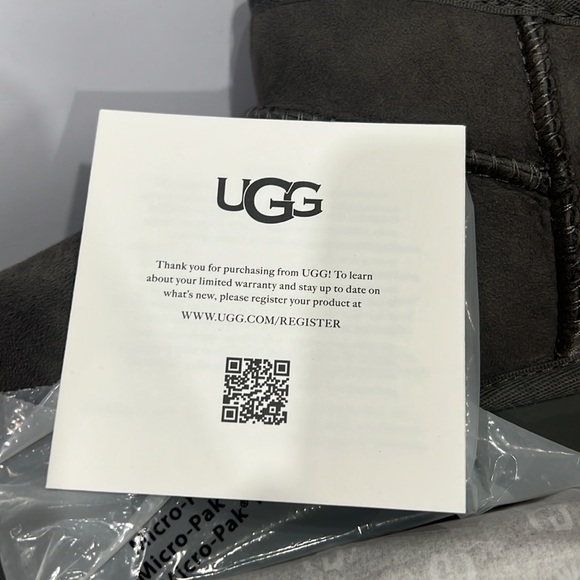 UGG Classic Ultra Mini Boot Grey - Picture 4 of 4